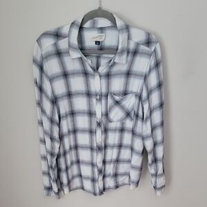 Universal Thread White and Gray Plaid Shirt XL